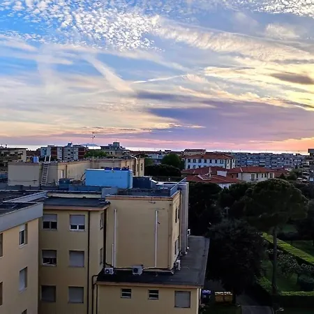 Casa Montebello Διαμέρισμα Λιβόρνο